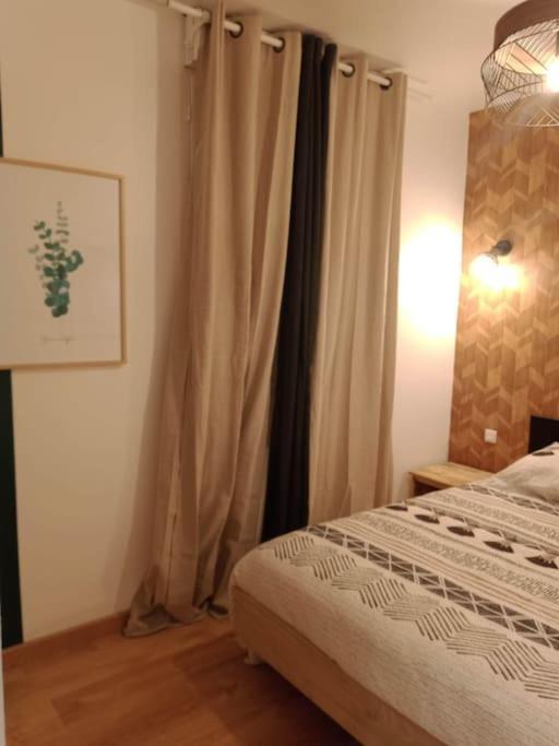 Gonnelles Appartement T3 Centre Ville Rdc D Ажан Екстериор снимка